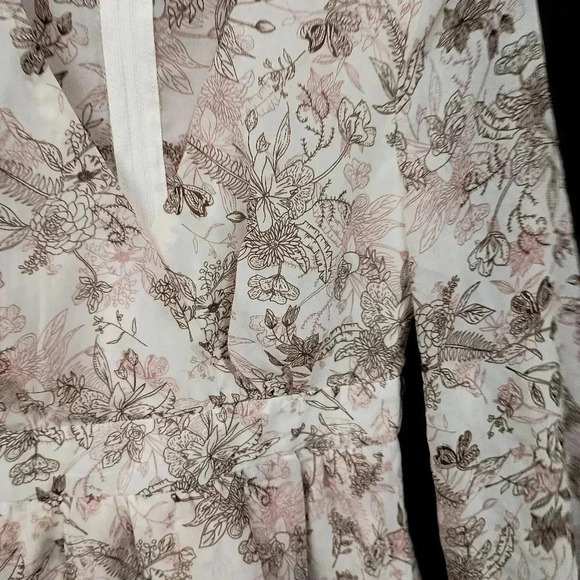 Long sleeve size small jumpsuit floral papaya brand - Picture 5 of 12